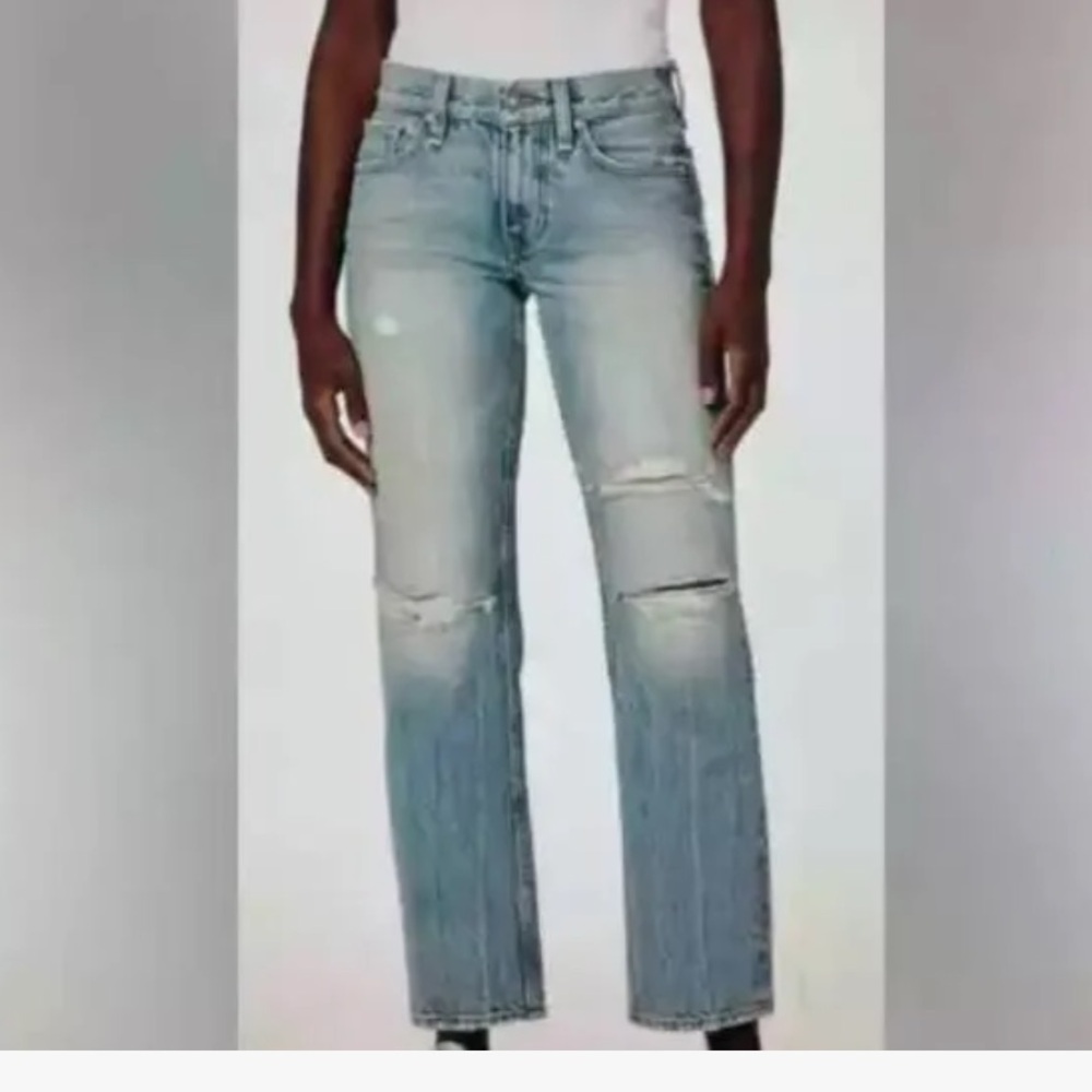 Hudson Jeans Jocelyn Straight Leg low rise Size 28